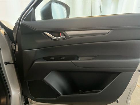 Certified 2025 MAZDA CX-5 AWD 2.5 S w/ Select Package image 11