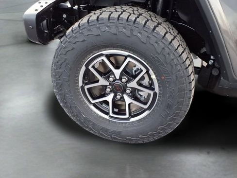 New 2026 Jeep Gladiator Rubicon AWD/4WD image 16