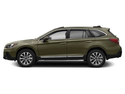 Used 2018 Subaru Outback 3.6R Touring w/ Popular Package #3 AWD/4WD image 3