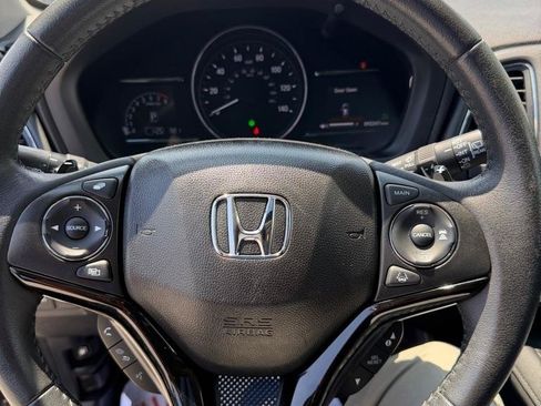Used 2019 Honda HR-V EX-L image 14