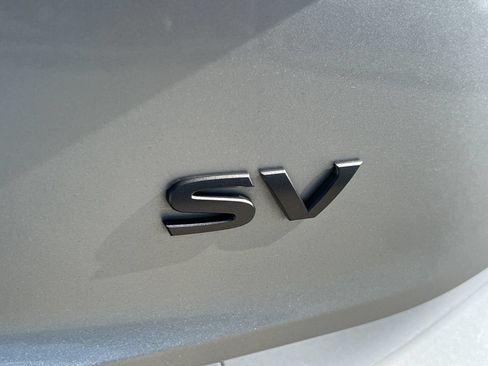 Used 2024 Nissan Rogue SV FWD image 7