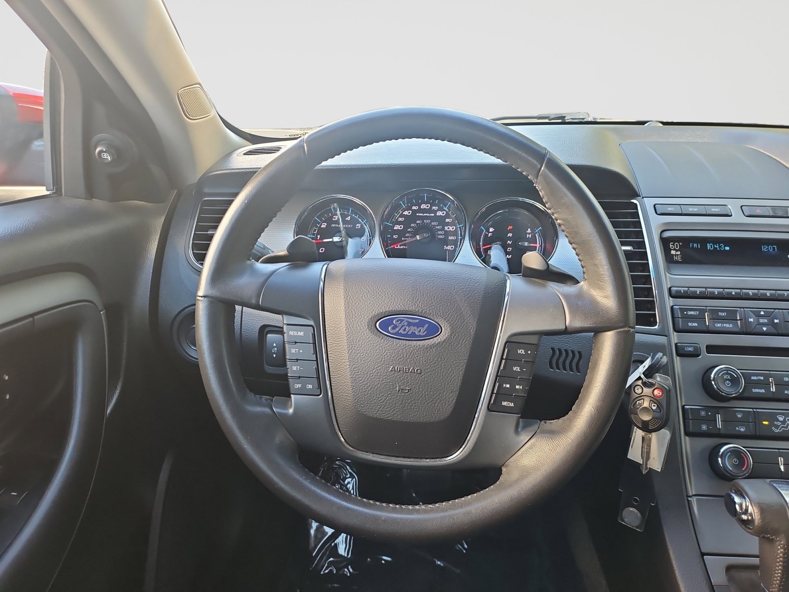 Used 2011 Ford Taurus SEL FWD image 42
