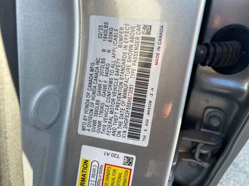 Used 2025 Honda Civic Sport image 28