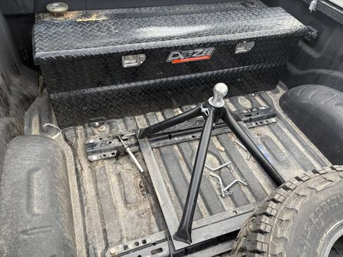 Used 2019 Ford F250 XLT w/ XLT Value Package AWD/4WD image 10