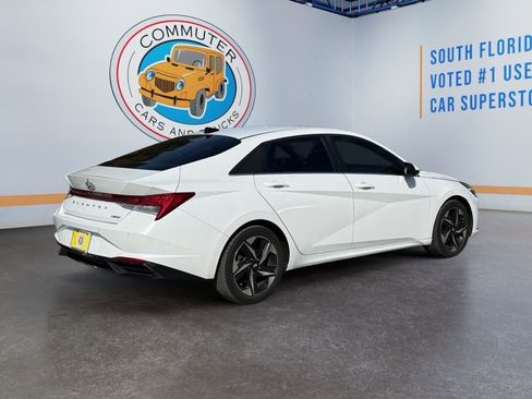 Used 2021 Hyundai Elantra Limited w/ Cargo Package image 5