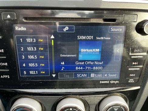 Used 2017 Subaru Forester 2.5i Premium w/ All-Weather Package image 14