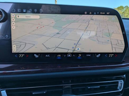 New 2026 Chevrolet Traverse Z71 w/ Driver Confidence Package AWD/4WD image 26