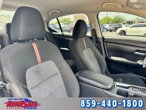 Used 2025 Nissan Sentra SR w/ Midnight Edition FWD image 49