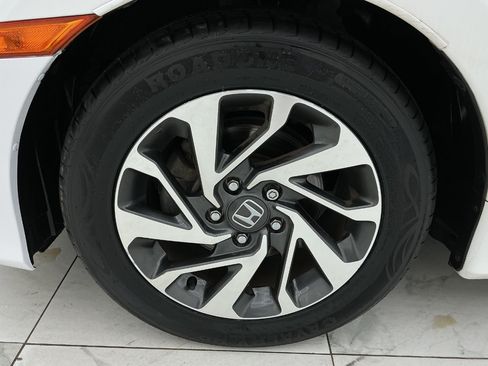 Used 2017 Honda Civic EX image 44