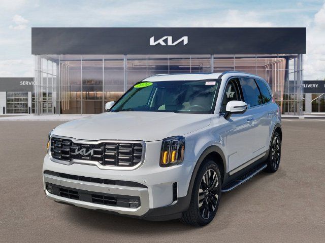 Certified 2024 Kia Telluride SX Prestige w/ Towing Package AWD/4WD image 3