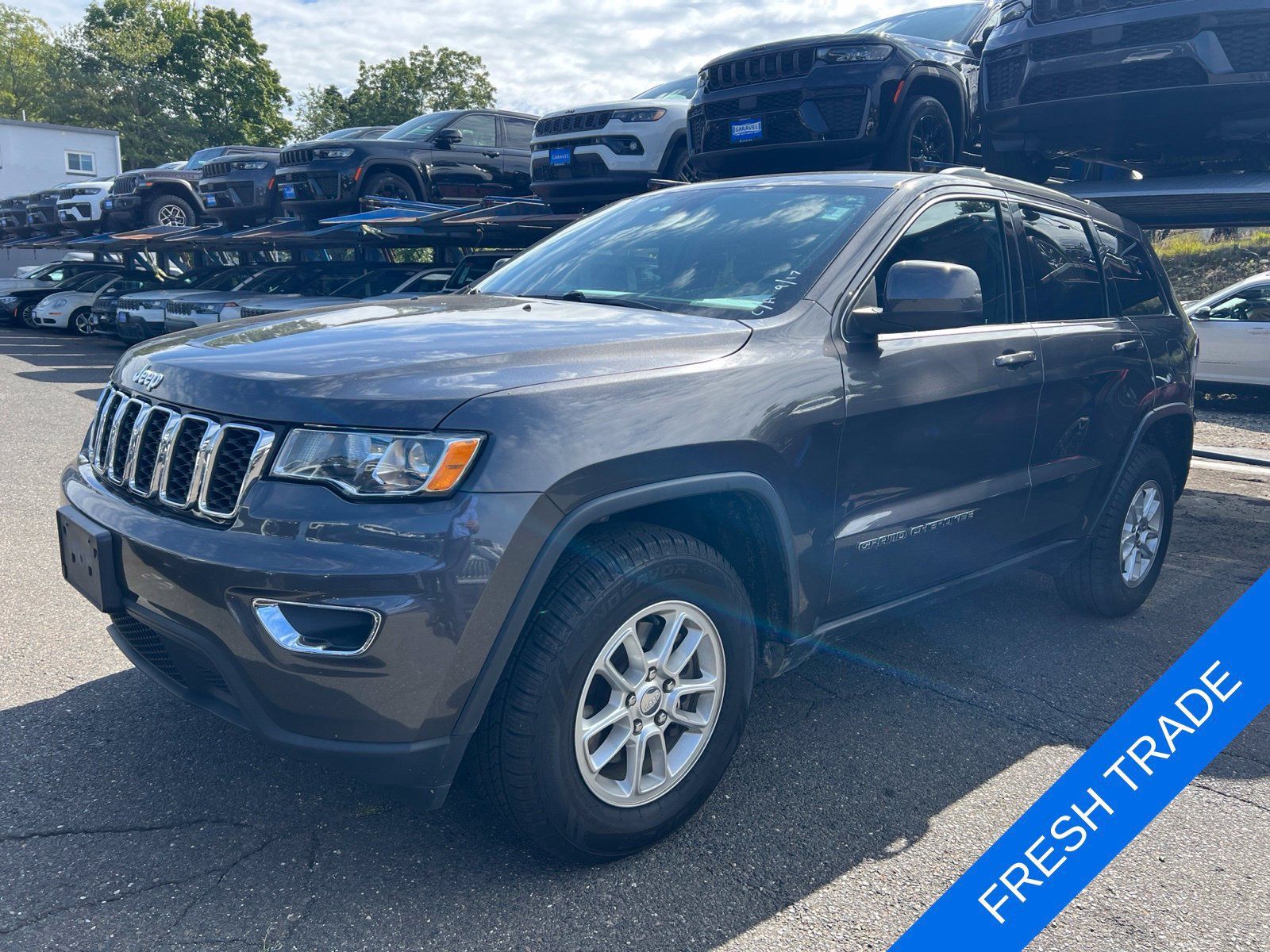 Used 2020 Jeep Grand Cherokee Laredo AWD/4WD image 1