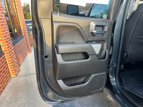 Used 2017 Chevrolet Silverado 2500 LT image 24