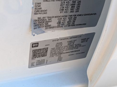 Certified 2021 Chevrolet Silverado 1500 Custom w/ Safety Confidence Package image 35