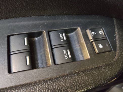 Used 2016 Honda Pilot EX-L image 27