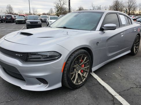Used 2016 Dodge Charger SRT Hellcat image 18