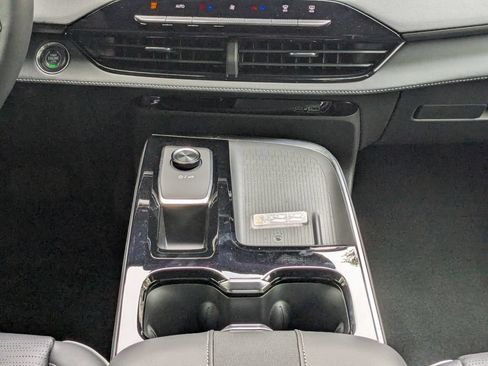 New 2026 Buick Enclave Sport Touring w/ Power Package FWD image 20