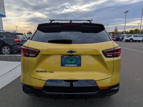 Certified 2023 Chevrolet Blazer RS w/ Driver Confidence II Package image 36