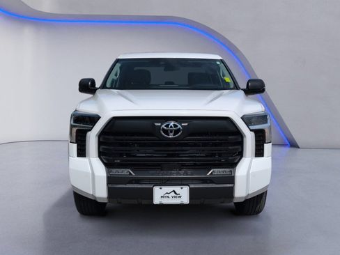 Used 2024 Toyota Tundra SR5 w/ SR5 Convenience Package AWD/4WD image 13