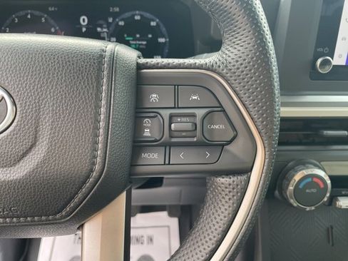 Used 2024 Toyota Tacoma TRD Off-Road image 16