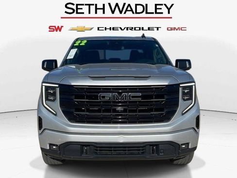 Used 2022 GMC Sierra 1500 Elevation w/ Elevation Premium Package image 2