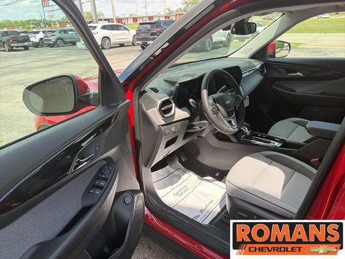 New 2026 Chevrolet TrailBlazer LT w/ Convenience Package image 9