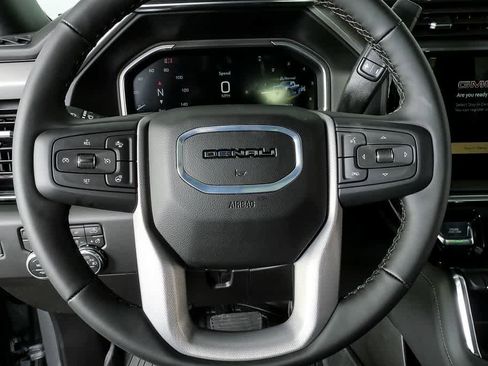 New 2026 GMC Sierra 2500 Denali w/ Denali Reserve Package image 9