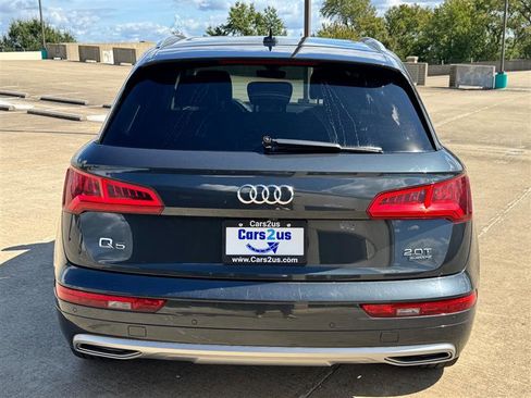 Used 2018 Audi Q5 2.0T Premium Plus w/ Premium Plus Package image 4