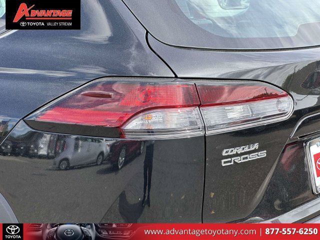 Certified 2026 Toyota Corolla Cross L AWD/4WD image 14