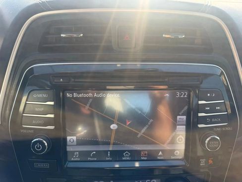 Used 2016 Nissan Maxima Platinum image 16