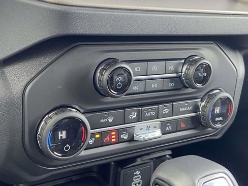 New 2026 Ford Bronco Outer Banks image 19