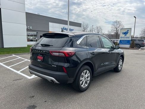 Used 2023 Ford Escape Active AWD/4WD image 7
