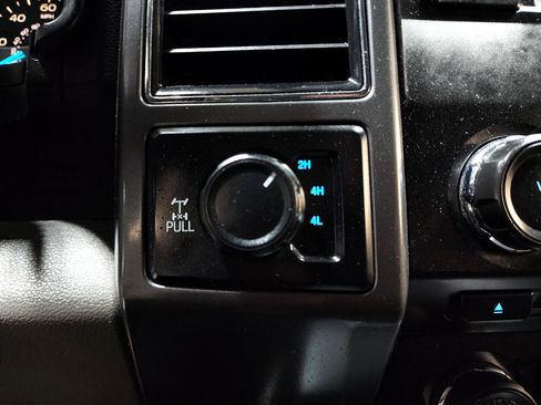 Used 2018 Ford F150 XLT w/ Equipment Group 301A Mid image 34