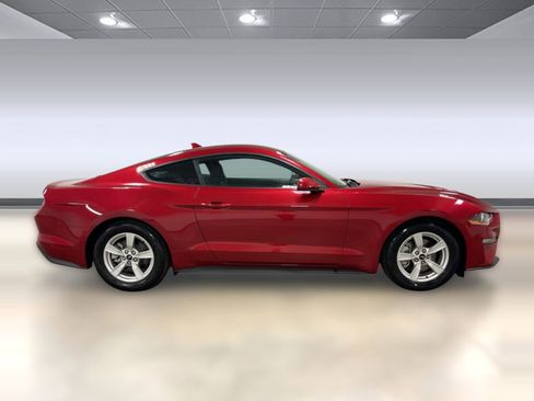 Used 2023 Ford Mustang Coupe image 8