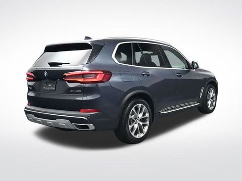 Used 2022 BMW X5 xDrive40i w/ Premium Package image 4