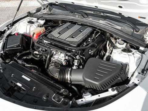 Used 2018 Chevrolet Camaro ZL1 image 48