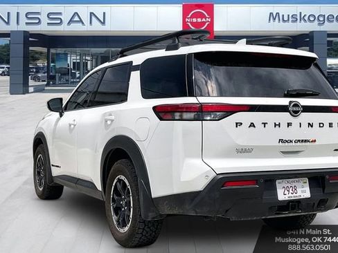 Used 2025 Nissan Pathfinder Rock Creek AWD/4WD image 4