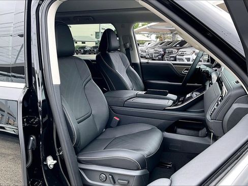 New 2026 INFINITI QX80 Luxe RWD image 53