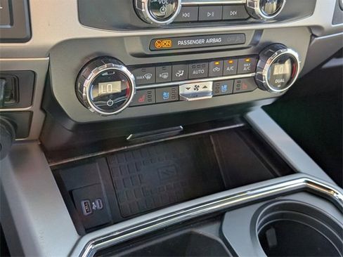 Used 2022 Ford F350 Lariat w/ Lariat Ultimate Package image 23