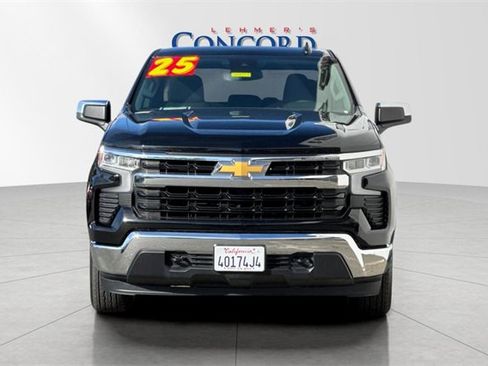 Used 2025 Chevrolet Silverado 1500 LT image 9