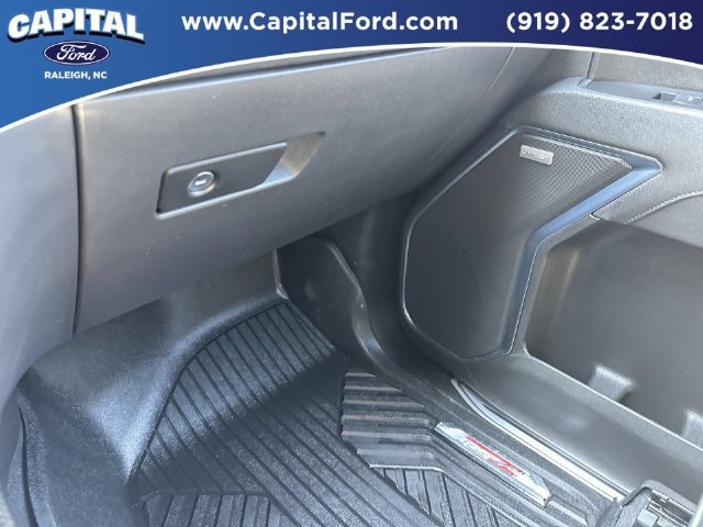 Used 2025 Chevrolet Silverado 1500 LT Trail Boss w/ Convenience Package II AWD/4WD image 27