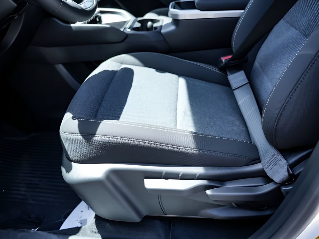 New 2027 GMC Terrain Elevation w/ Black Edition FWD image 15