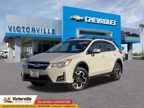 Used 2017 Subaru Crosstrek 2.0i Premium image 1