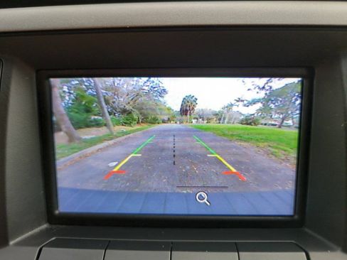 Used 2019 Ford Flex SE FWD image 23