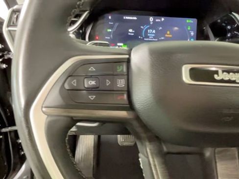 Used 2023 Jeep Grand Cherokee 4WD 4xe image 23