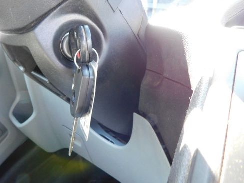 Used 2019 Ford Transit 250 148 Medium Roof image 25