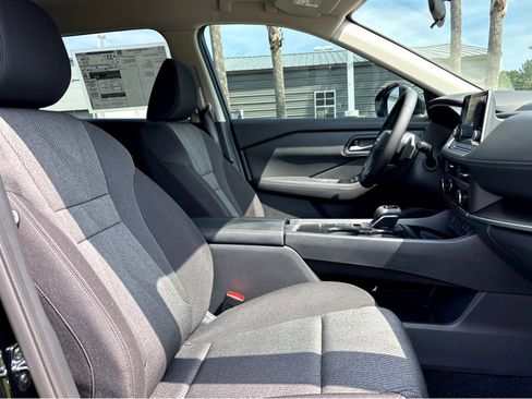 New 2026 Nissan Rogue SV w/ Cold Weather Package image 9