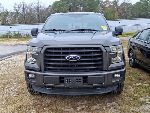 Used 2016 Ford F150 XLT w/ Equipment Group 302A Luxury image 2