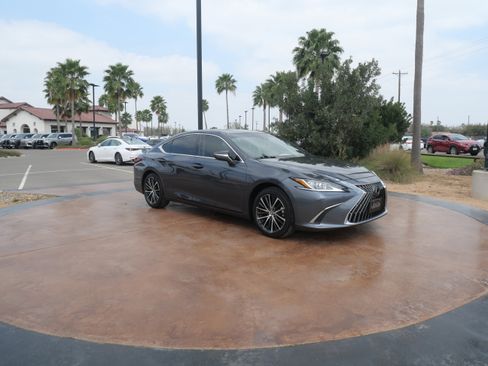 Used 2024 Lexus ES 350 w/ Premium Package image 1