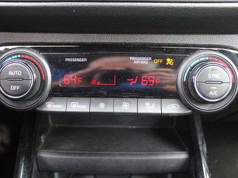 Certified 2023 Kia Forte GT-Line image 35