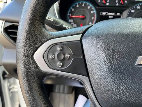 Used 2020 Chevrolet Traverse LS image 13